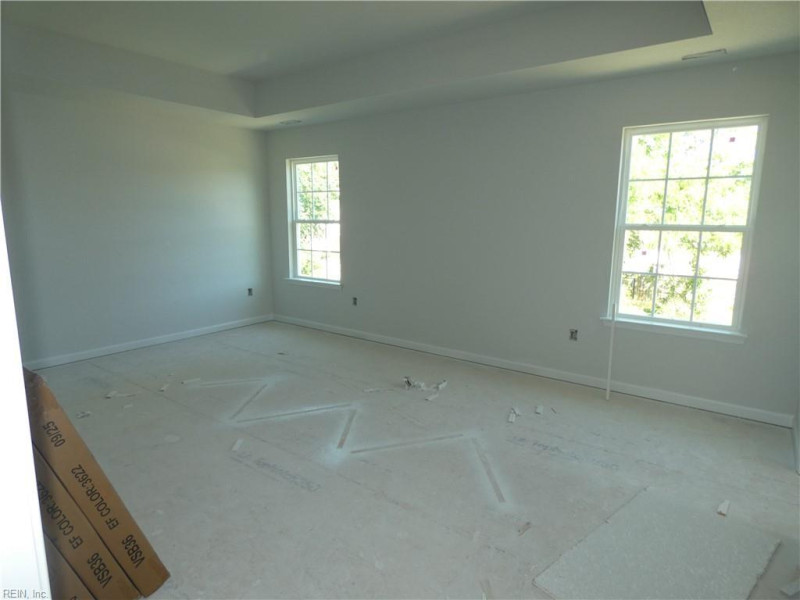 Photo 12 of 46 residential for sale in Chesapeake virginia