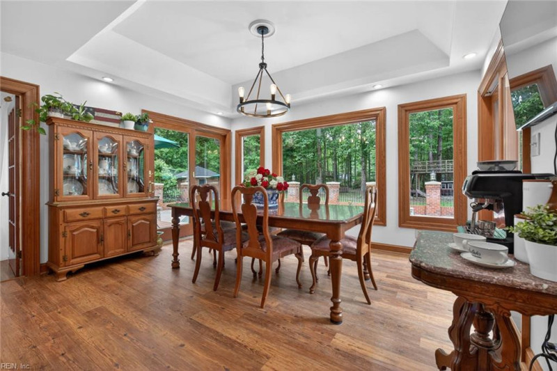 Photo 11 of 50 residential for sale in Chesapeake virginia