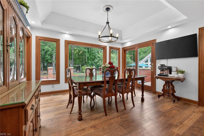 Photo 12 of 50 residential for sale in Chesapeake virginia