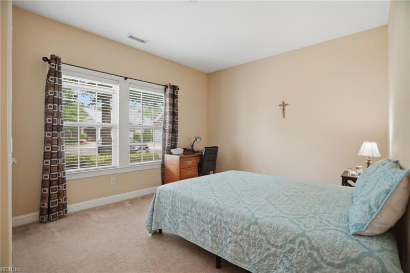 Photo 20 of 50 residential for sale in Chesapeake virginia