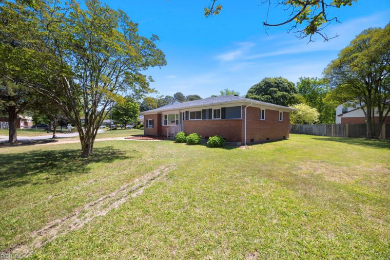 Photo 5 of 39 residential for sale in Norfolk virginia Photo 5 of 39 residential for sale in Norfolk virginia