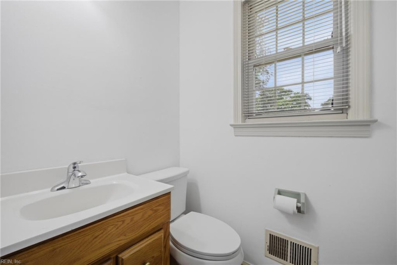 Photo 19 of 42 residential for sale in Virginia Beach virginia