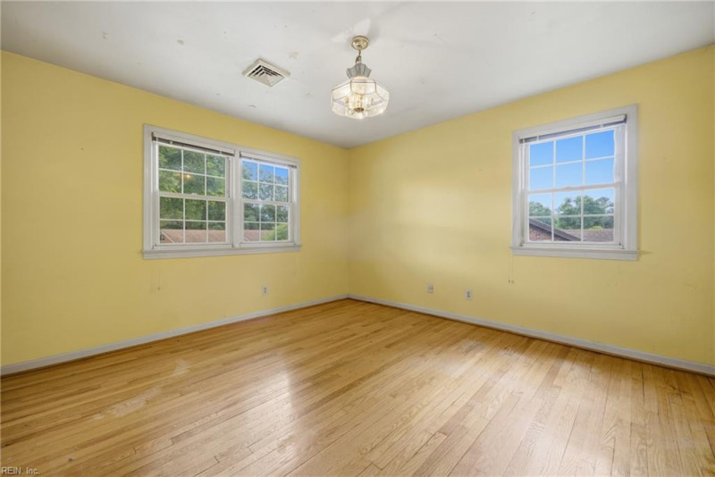 Photo 26 of 42 residential for sale in Virginia Beach virginia