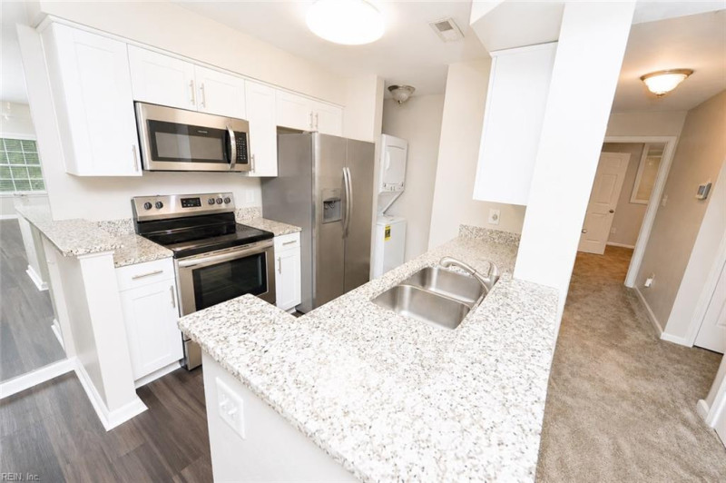 Photo 10 of 22 residential for sale in Virginia Beach virginia