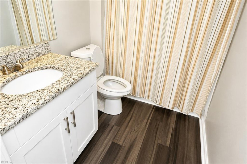 Photo 14 of 22 residential for sale in Virginia Beach virginia