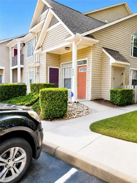 Photo 2 of 22 residential for sale in Virginia Beach virginia
