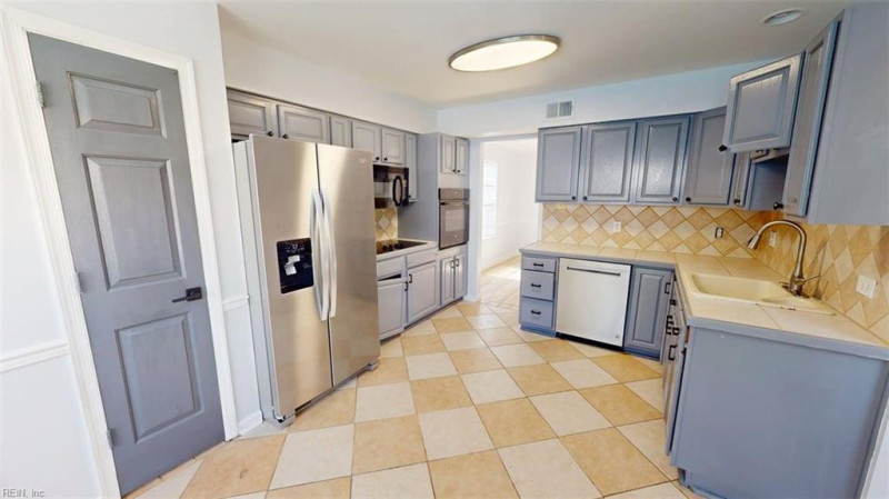 Photo 10 of 50 residential for sale in Virginia Beach virginia