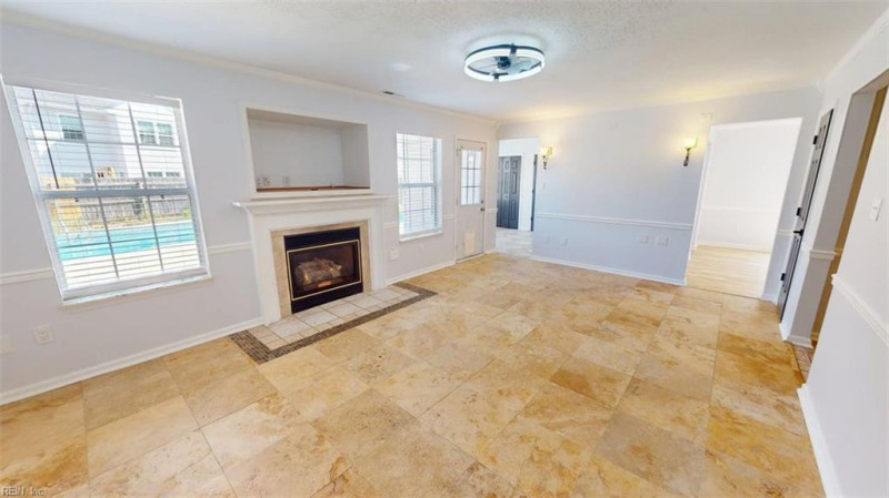 Photo 14 of 50 residential for sale in Virginia Beach virginia