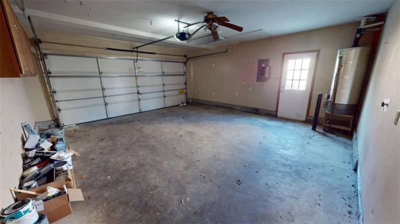 Photo 34 of 50 residential for sale in Virginia Beach virginia