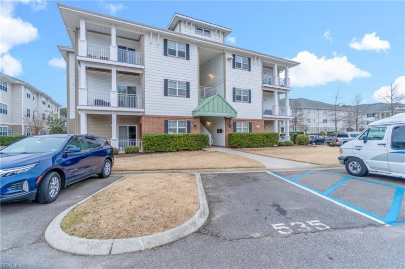 Photo 16 of 19 residential for sale in Chesapeake virginia Photo 16 of 19 residential for sale in Chesapeake virginia