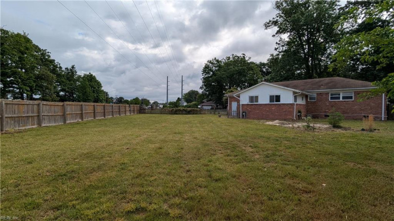 Photo 16 of 17 residential for sale in Norfolk virginia Photo 16 of 17 residential for sale in Norfolk virginia