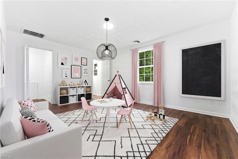 Photo 19 of 37 residential for sale in Virginia Beach virginia