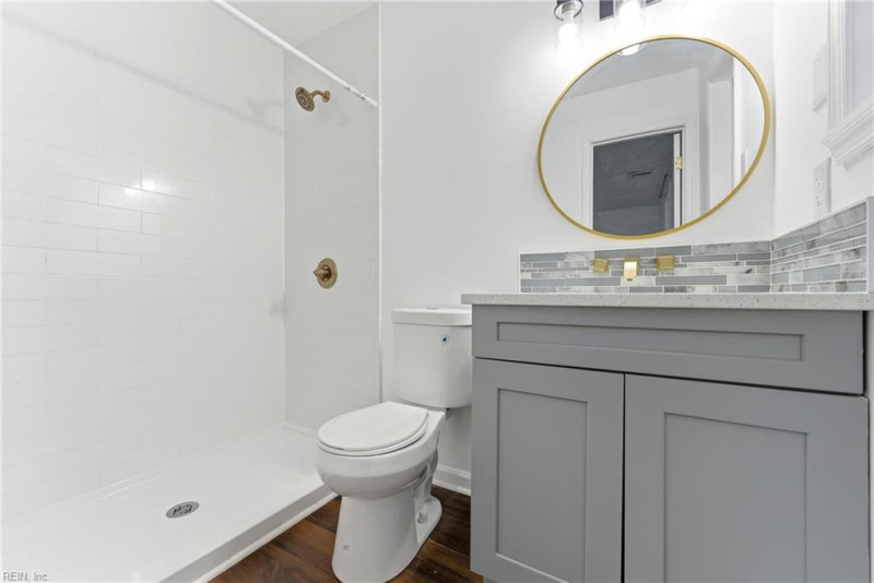 Photo 21 of 37 residential for sale in Virginia Beach virginia