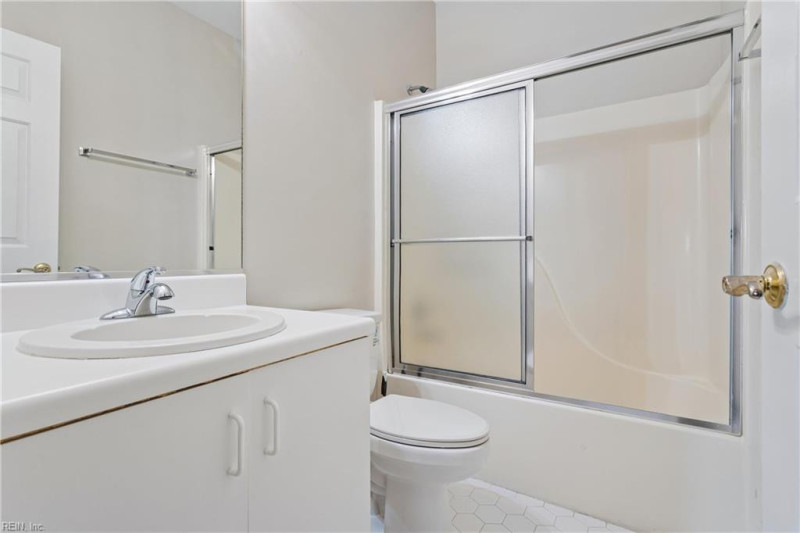 Photo 22 of 42 residential for sale in Hampton virginia