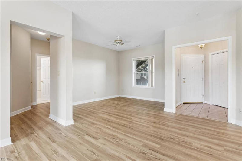 Photo 7 of 42 residential for sale in Hampton virginia