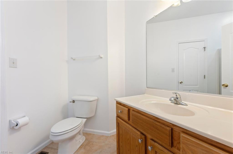 Photo 10 of 46 residential for sale in Suffolk virginia