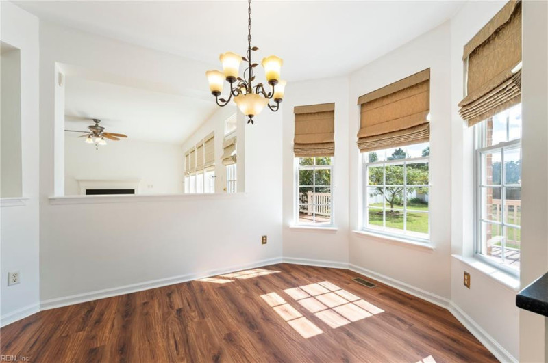 Photo 20 of 46 residential for sale in Suffolk virginia