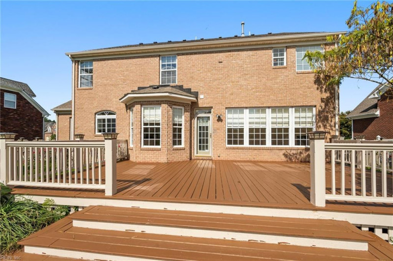 Photo 4 of 46 residential for sale in Suffolk virginia