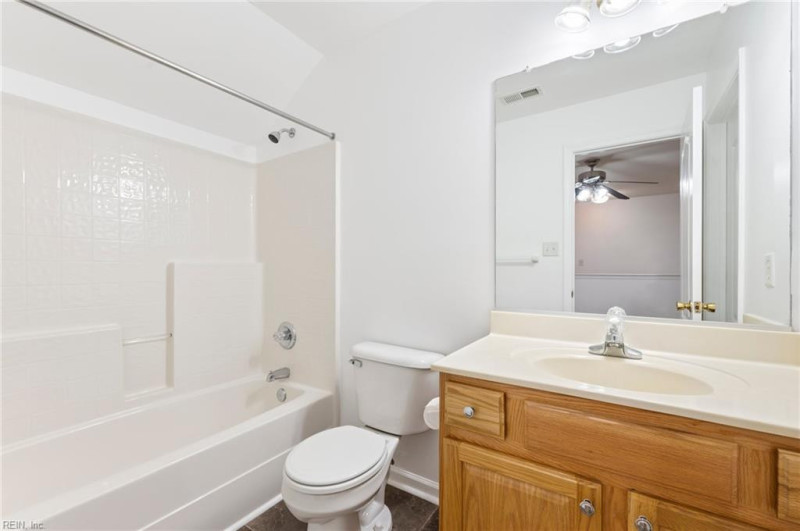 Photo 40 of 46 residential for sale in Suffolk virginia
