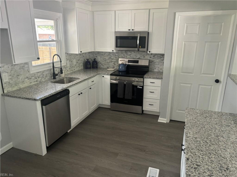 Photo 9 of 14 residential for sale in Portsmouth virginia Photo 9 of 14 residential for sale in Portsmouth virginia