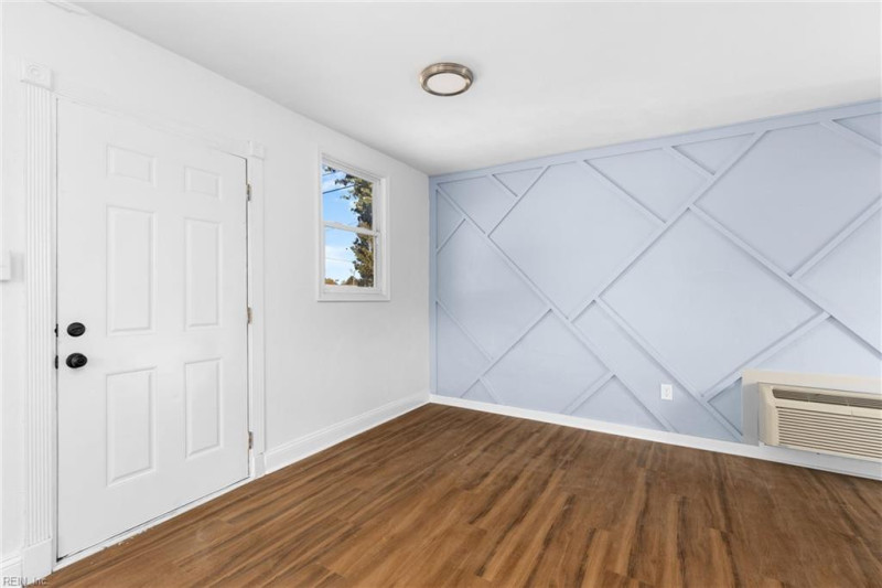 Photo 31 of 38 residential for sale in Norfolk virginia Photo 31 of 38 residential for sale in Norfolk virginia