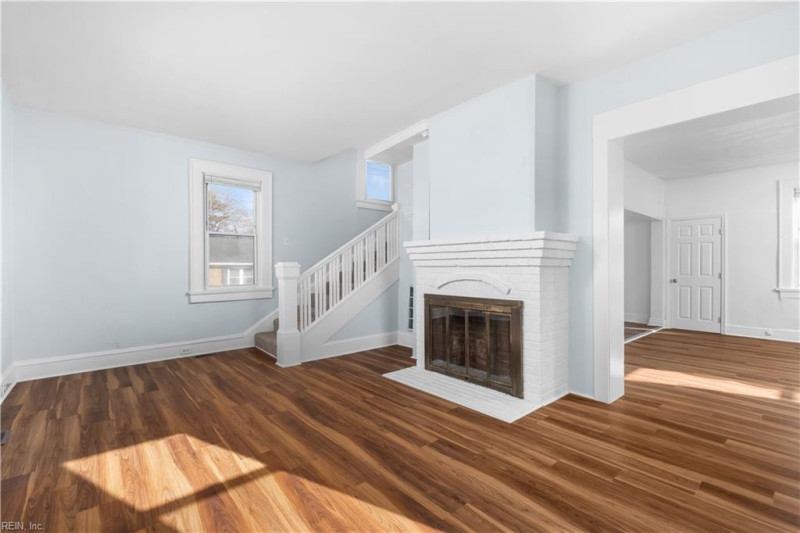 Photo 4 of 38 residential for sale in Norfolk virginia Photo 4 of 38 residential for sale in Norfolk virginia