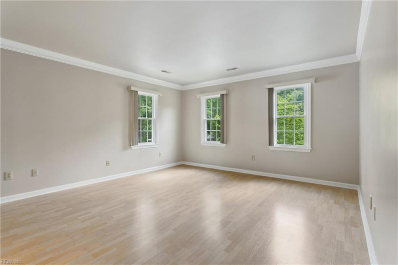 Photo 17 of 30 residential for sale in Newport News virginia