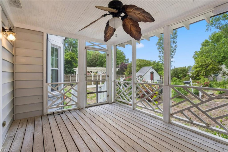 Photo 20 of 30 residential for sale in Newport News virginia