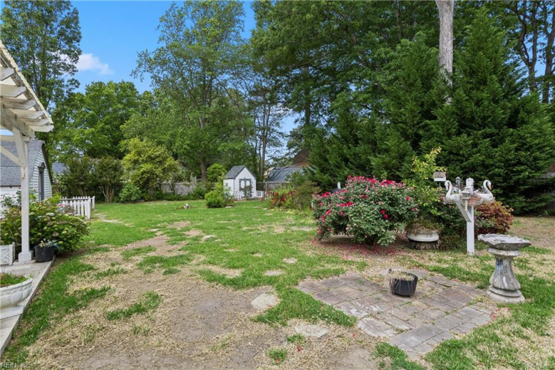 Photo 21 of 30 residential for sale in Newport News virginia