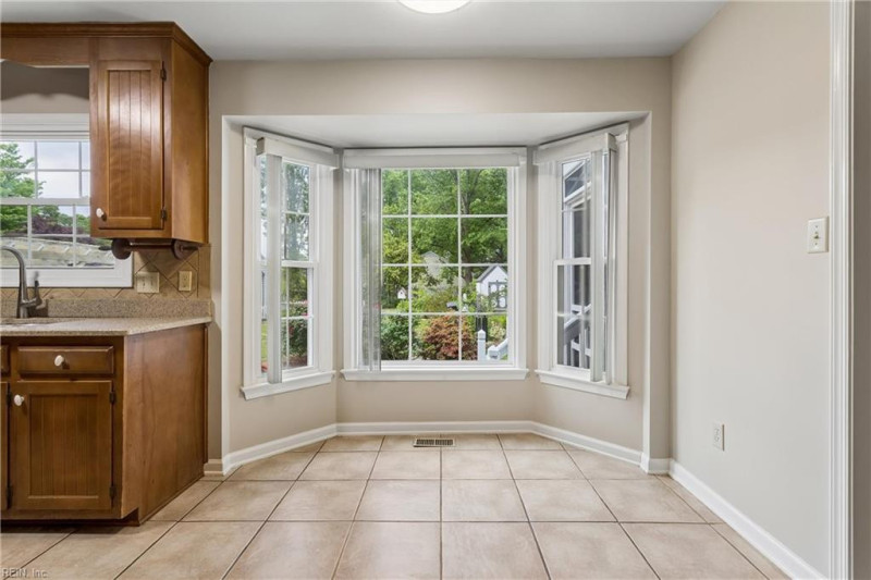 Photo 4 of 30 residential for sale in Newport News virginia