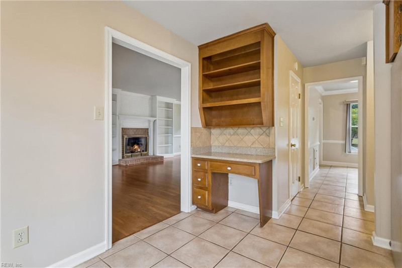 Photo 5 of 30 residential for sale in Newport News virginia