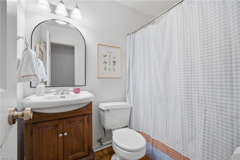 Photo 10 of 17 residential for sale in Norfolk virginia Photo 10 of 17 residential for sale in Norfolk virginia