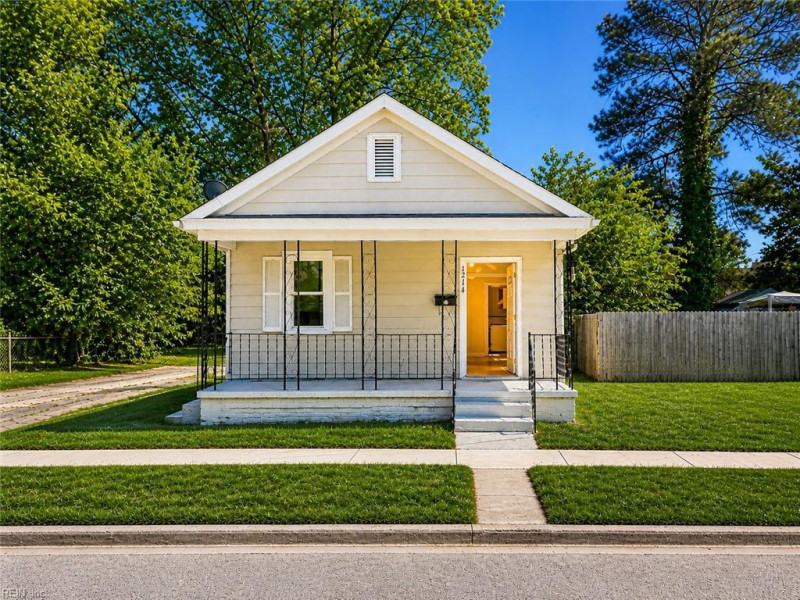Photo 12 of 12 residential for sale in Chesapeake virginia Photo 12 of 12 residential for sale in Chesapeake virginia