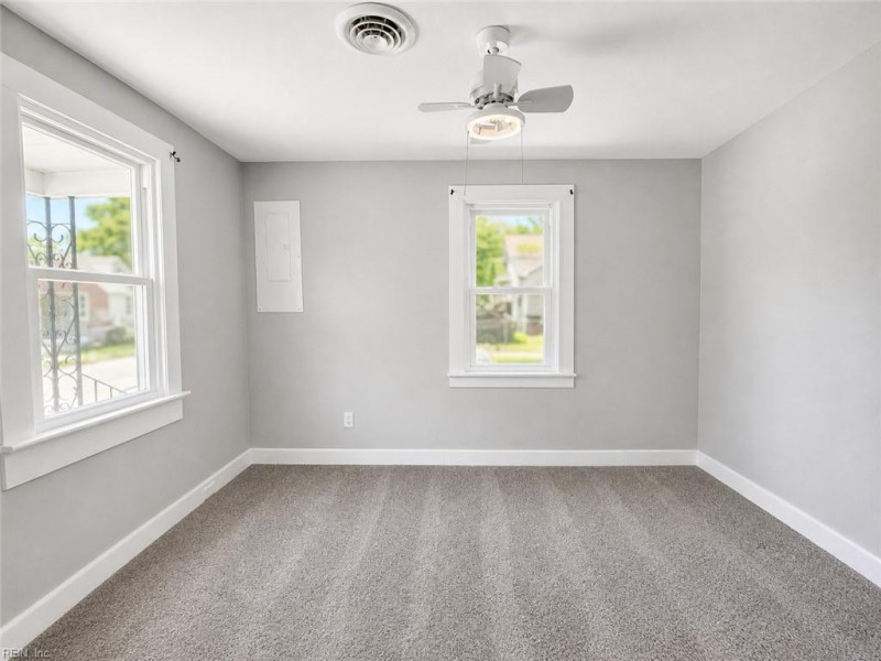 Photo 5 of 12 residential for sale in Chesapeake virginia Photo 5 of 12 residential for sale in Chesapeake virginia