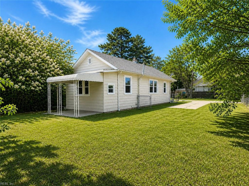 Photo 9 of 12 residential for sale in Chesapeake virginia Photo 9 of 12 residential for sale in Chesapeake virginia