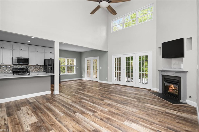 Photo 19 of 46 residential for sale in Chesapeake virginia