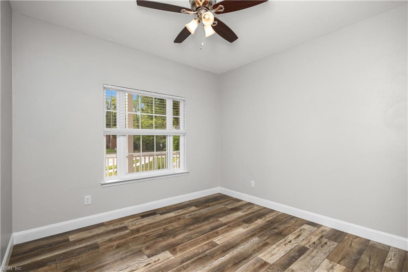 Photo 28 of 46 residential for sale in Chesapeake virginia