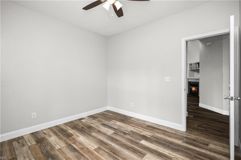 Photo 29 of 46 residential for sale in Chesapeake virginia