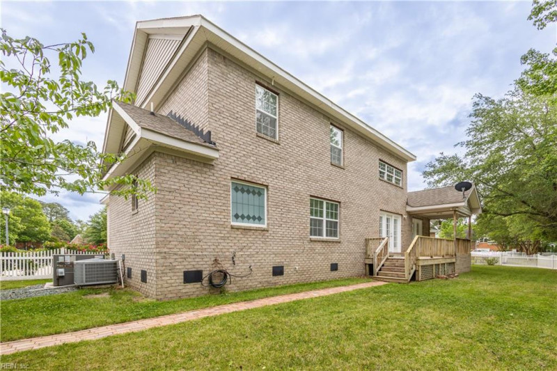 Photo 43 of 46 residential for sale in Chesapeake virginia