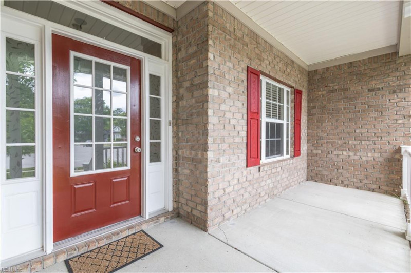 Photo 6 of 46 residential for sale in Chesapeake virginia