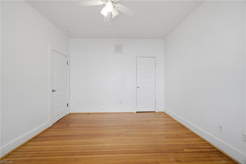 Photo 23 of 37 residential for sale in Norfolk virginia