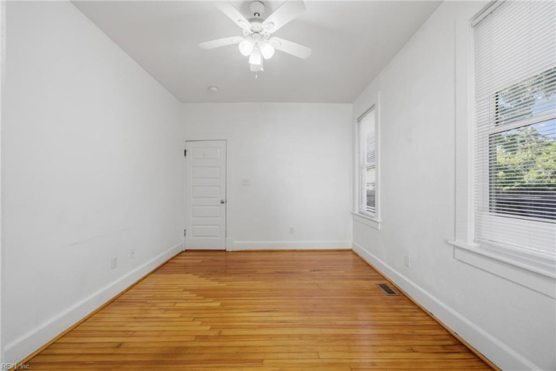 Photo 26 of 37 residential for sale in Norfolk virginia