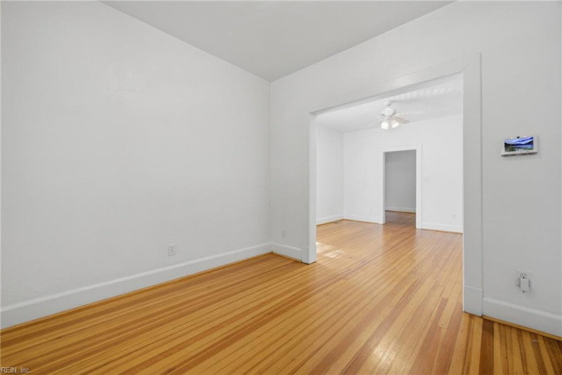 Photo 6 of 37 residential for sale in Norfolk virginia