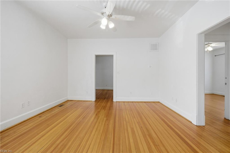 Photo 9 of 37 residential for sale in Norfolk virginia