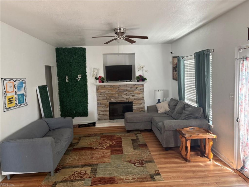 Photo 10 of 27 residential for sale in Norfolk virginia Photo 10 of 27 residential for sale in Norfolk virginia