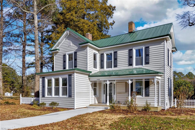 Photo 1 of 27 residential for sale in Chesapeake virginia