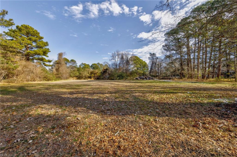 Photo 22 of 27 residential for sale in Chesapeake virginia