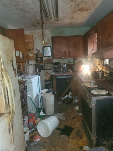 Photo 2 of 11 residential for sale in Norfolk virginia Photo 2 of 11 residential for sale in Norfolk virginia