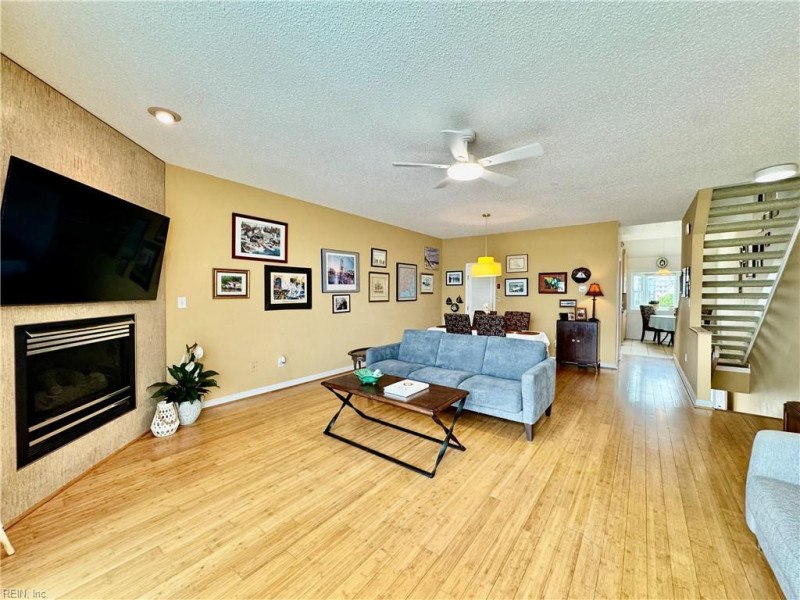 Photo 20 of 50 residential for sale in Norfolk virginia Photo 20 of 50 residential for sale in Norfolk virginia