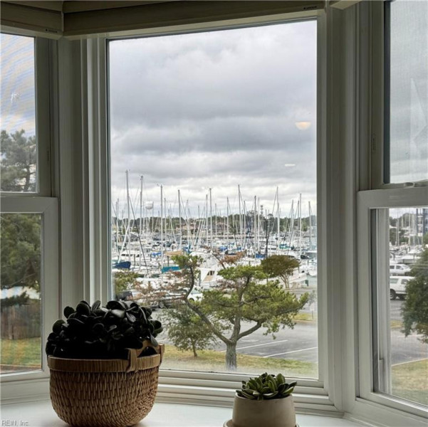 Photo 34 of 50 residential for sale in Norfolk virginia Photo 34 of 50 residential for sale in Norfolk virginia